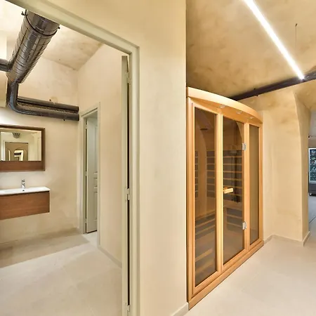 Apartment Urbanflat 44 - In Center Of